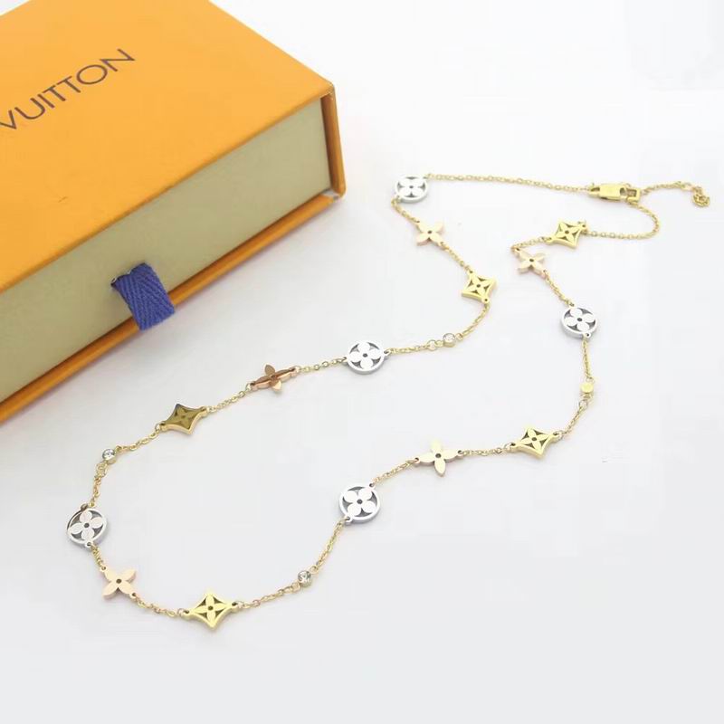 LV Necklace 03lyr594